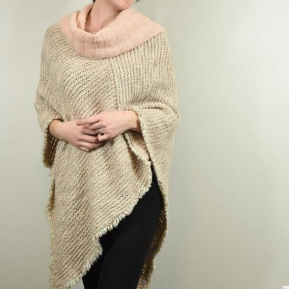 Cocogio Salmon Pink Italian Wool Blend Cowl Poncho/Cape - Picture 2 of 11